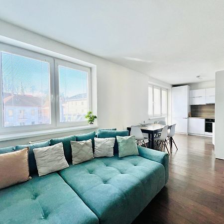 H5 Apartman 2 Bedrooms With Balcony And Free Parking Zilina Ngoại thất bức ảnh